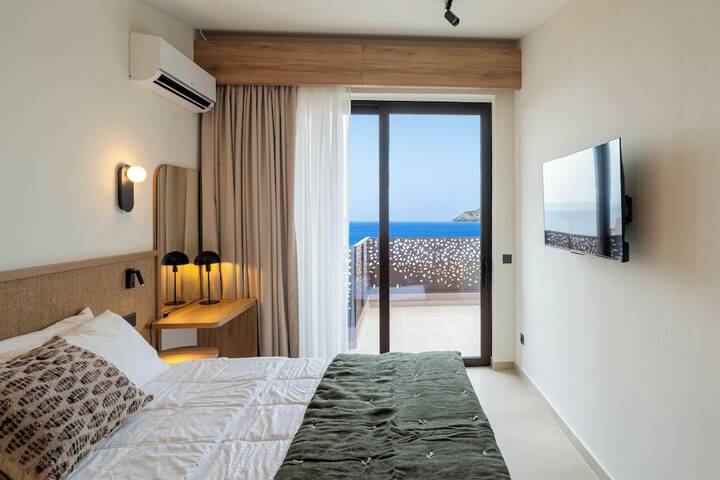 Room 7 of 60
