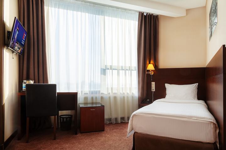 Room 21 of 66
