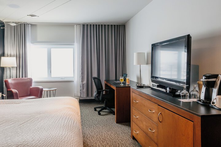 Room 43 of 86