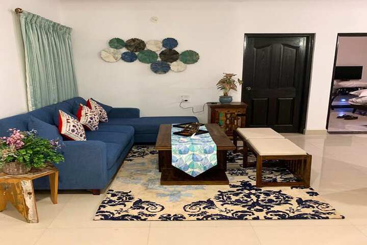 Room 28 of 90