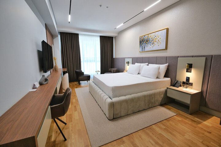 Room 30 of 71
