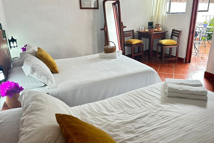 Room 9 of 23