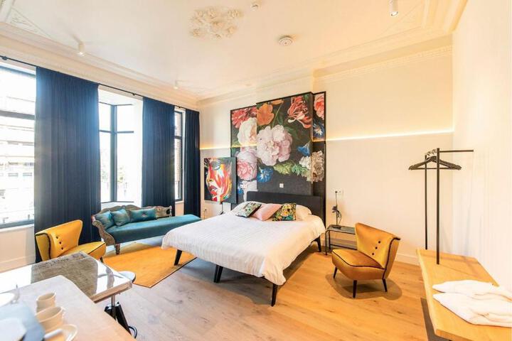 BareFoodGIULIA - Inspiration Hotel