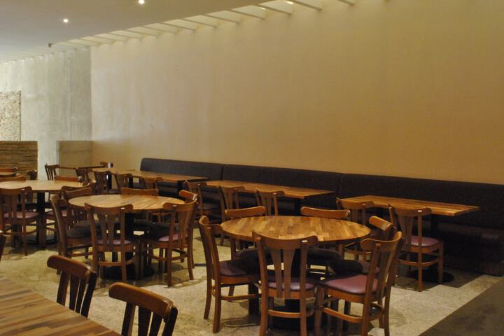 Dining 66 of 101