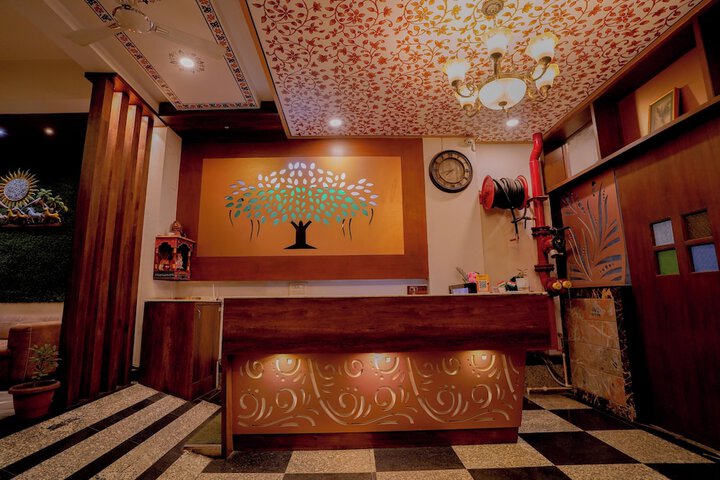 Hotel Interior 4 of 33
