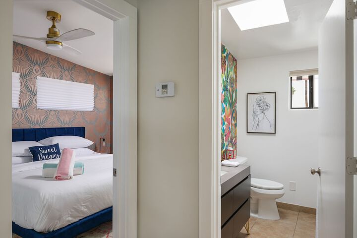 Room 25 of 151