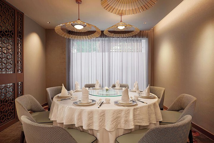 Dining 47 of 86
