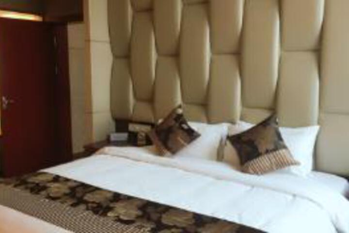 Room 21 of 23
