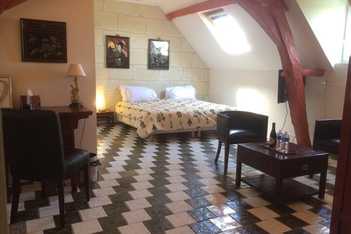 Room 12 of 41