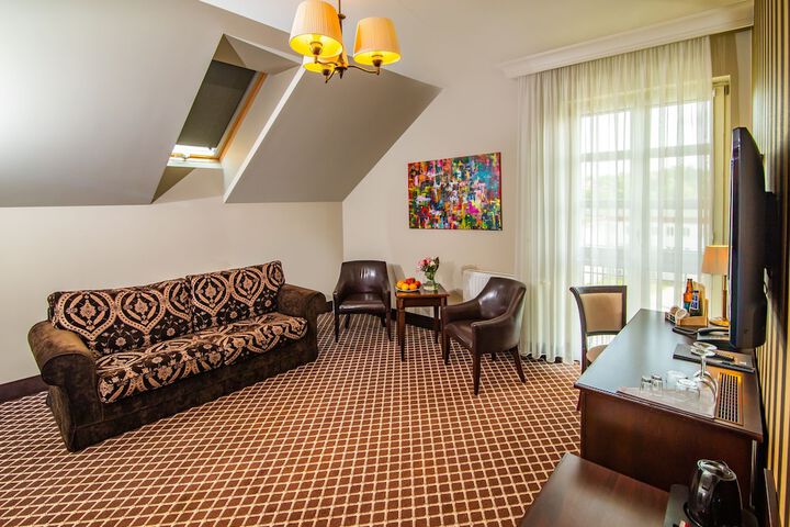 Room 6 of 58