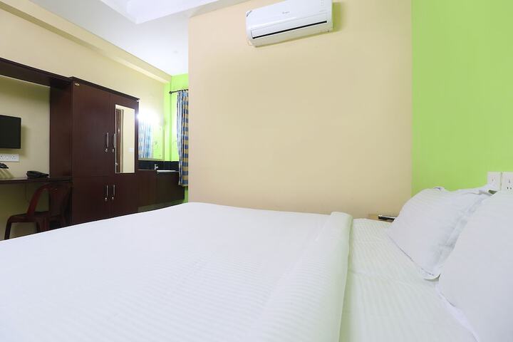 Room 21 of 38