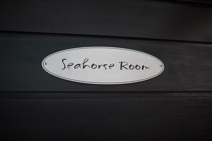 Room 15 of 147