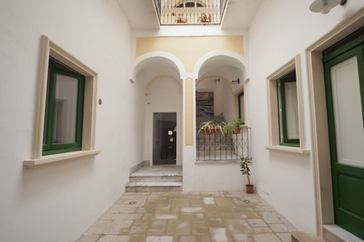 Hotel 2 of 90