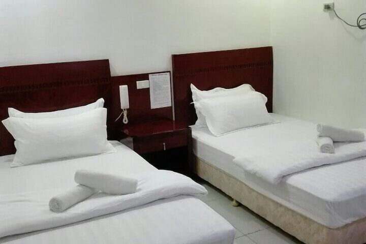 Room 15 of 39