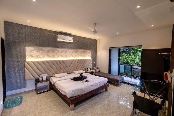 Room 21 of 68
