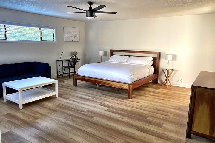 Room 3 of 155