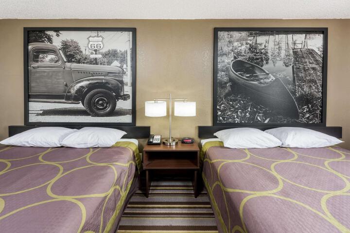 1 King Bed (7 of 11)