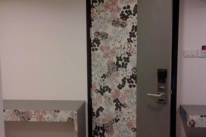 Room 44 of 63