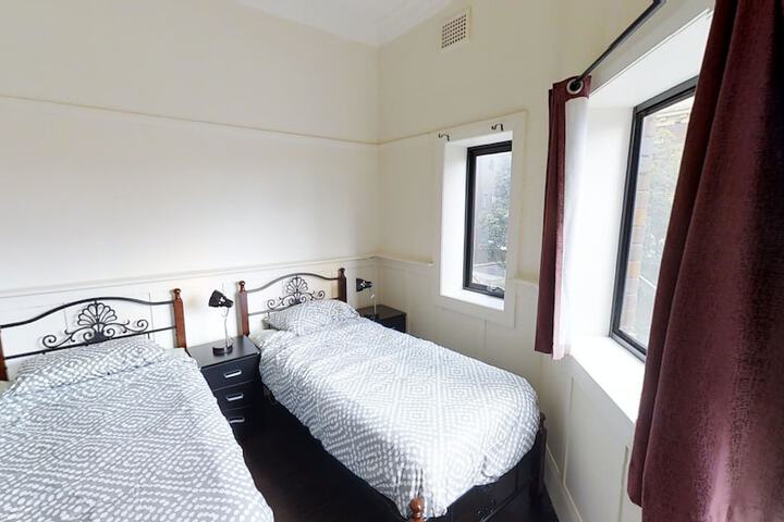 Room 13 of 50