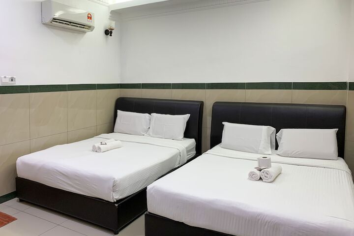 Room 18 of 61