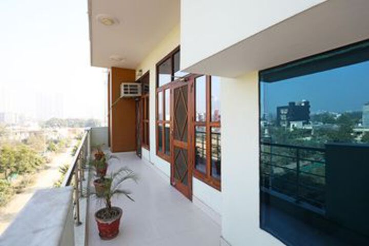 Terrace/Patio 3 of 28