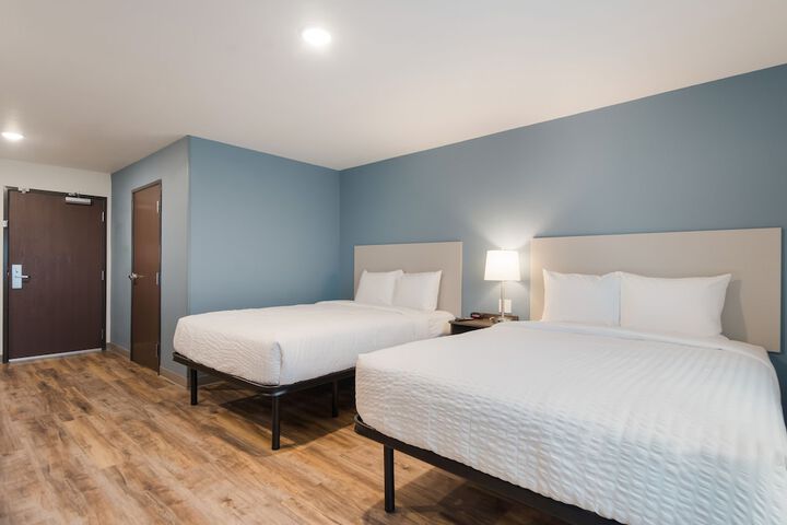 Room 6 of 37