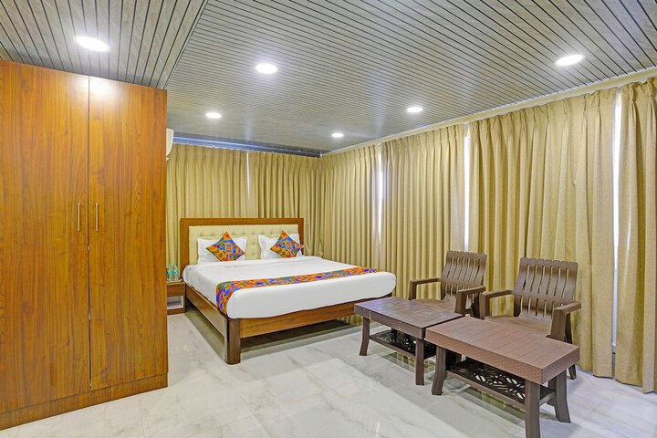 Room 22 of 30
