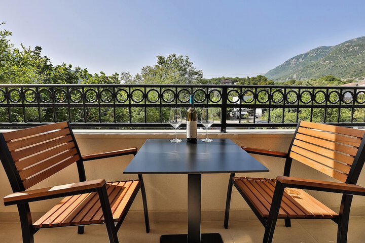 Terrace/Patio 27 of 52