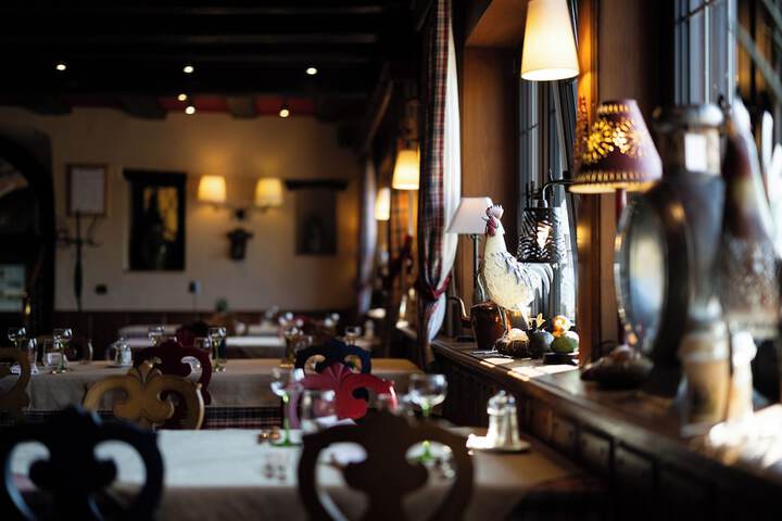 Dining 66 of 92