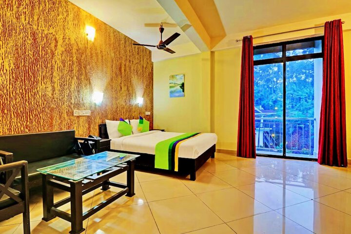 Room 9 of 62
