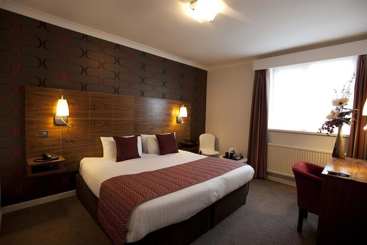 Room 4 of 66
