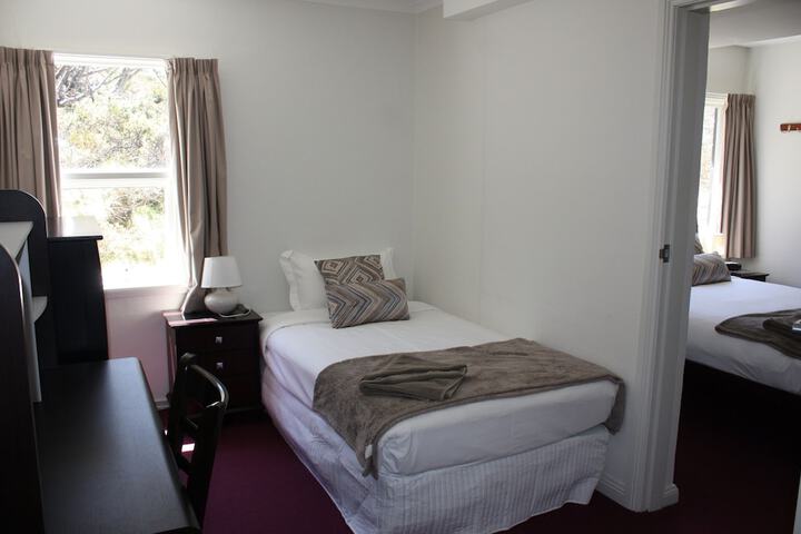 Room 11 of 43