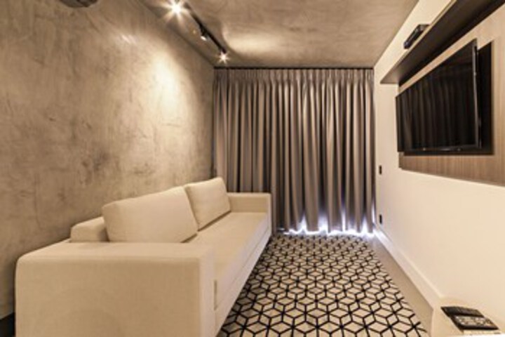 Room 18 of 35