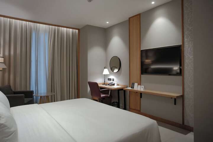 Room 29 of 81