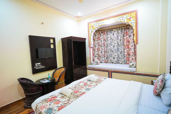 Room 60 of 105