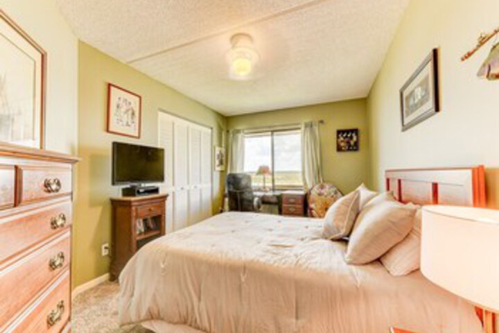 Room 219 of 225