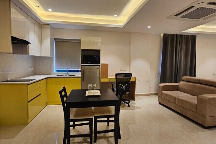 Room 12 of 29