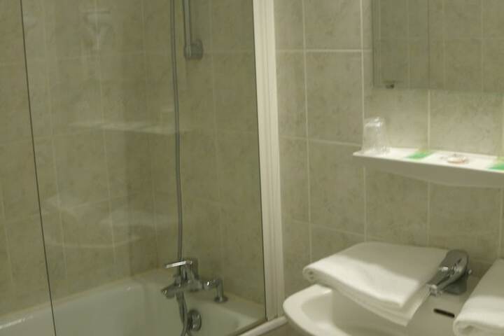 Room 73 of 113