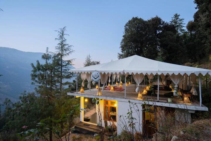The ISISINGA a Forest Retreat in Mountain