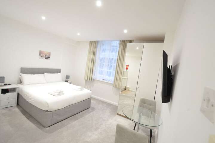 Room 315 of 371