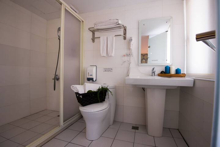Room 34 of 39