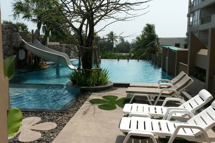 Pool 90 of 131