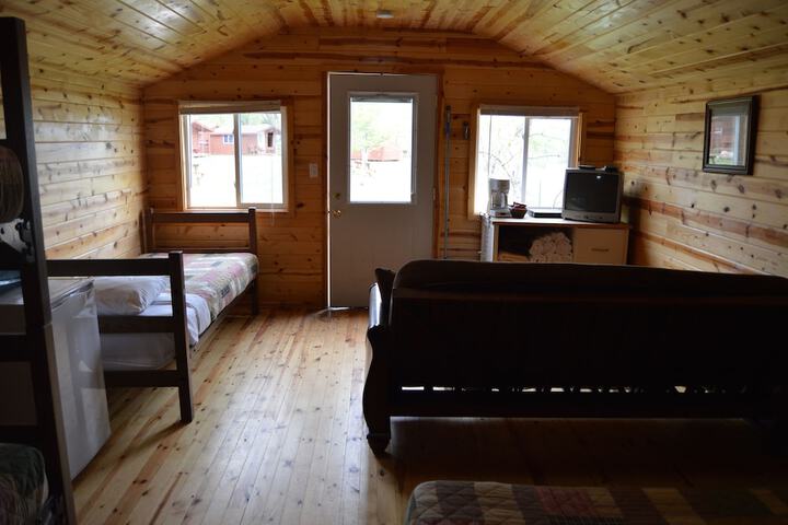 Room 18 of 109