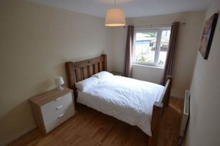 Room 9 of 15