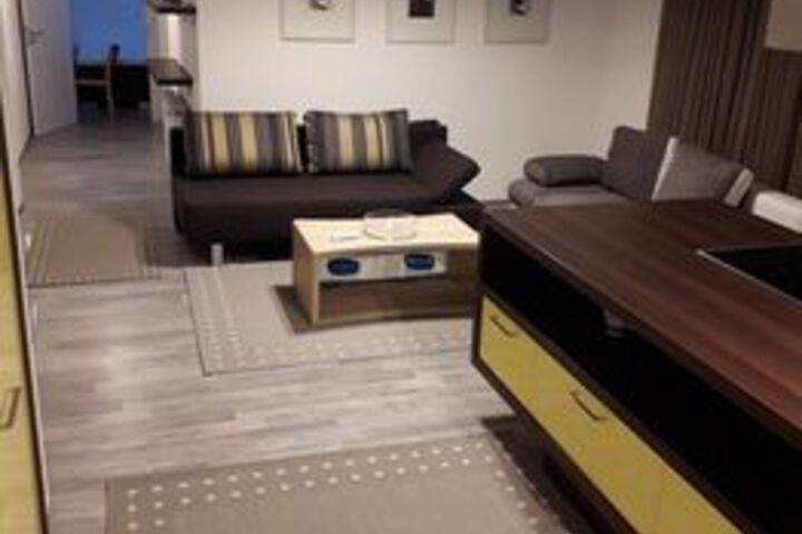 Room 38 of 54