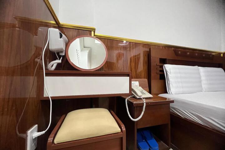 Photo 18