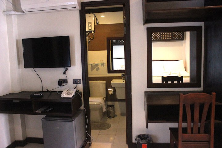 Room 28 of 55
