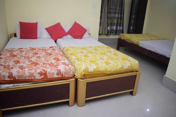 Room 15 of 34