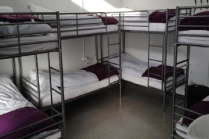 Room 141 of 276