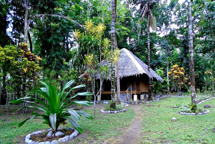 Hotel Exterior 75 of 77
